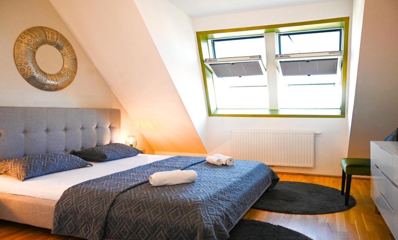 Modern Duplex Museumsquartier Apartment Viena Exterior foto